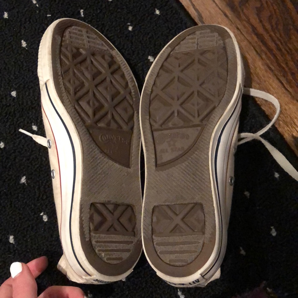 Converse🤍 - Picture 6 of 7